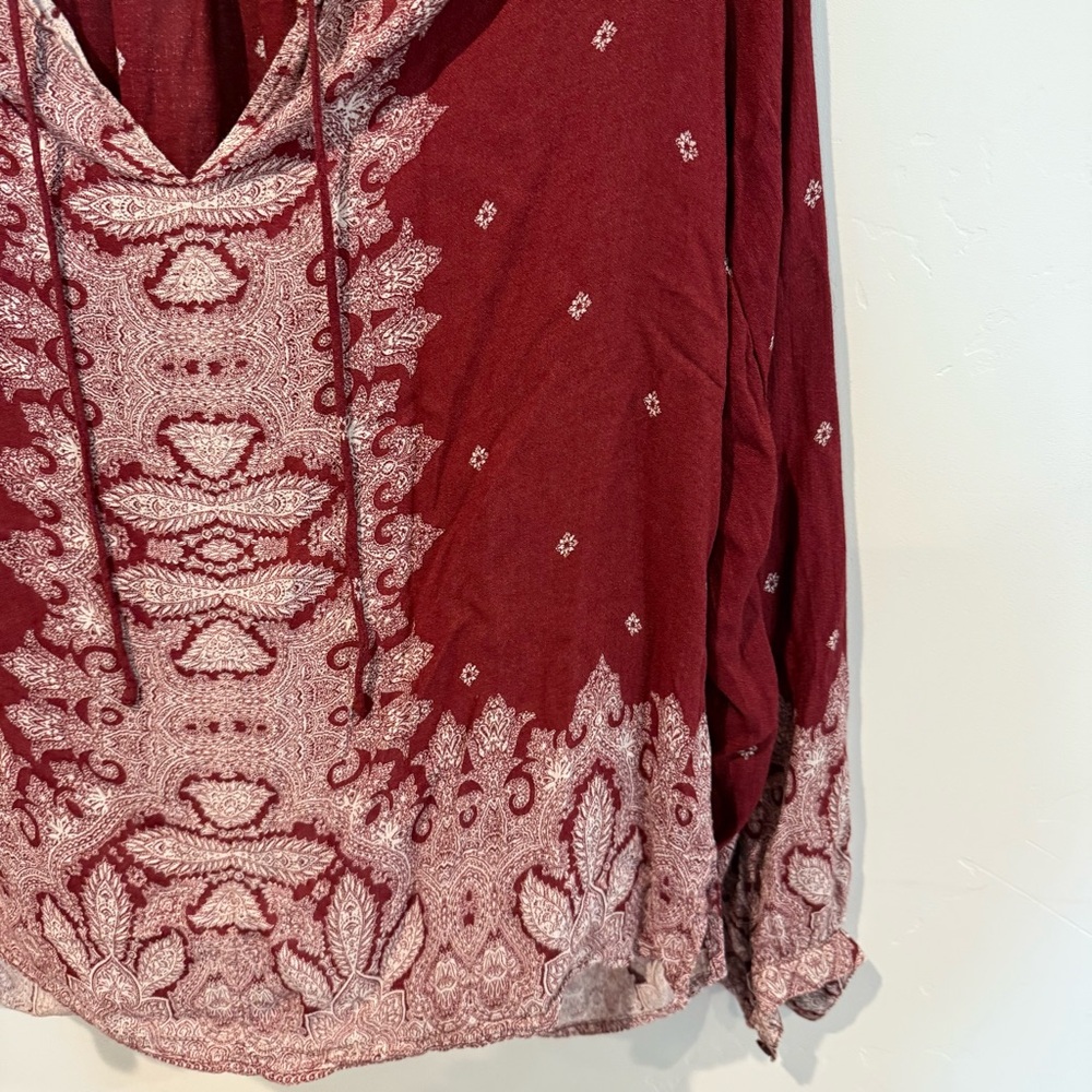Lucky Brand Boho Red Patterned Blouse Top Womens Size Small Festive Christmas - Picture 4 of 8